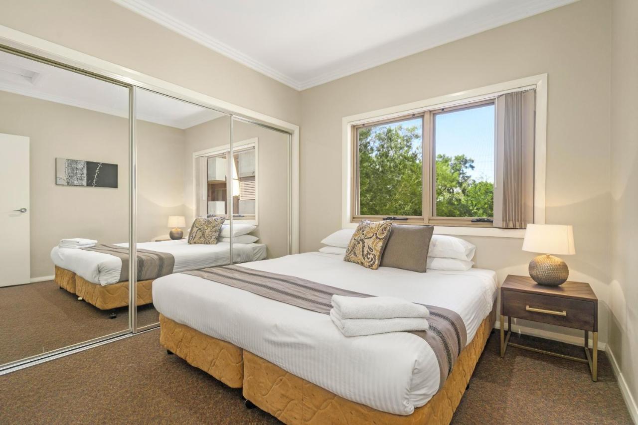 Newcastle Short Stay Accommodation - Birmingham Garden Townhouses Εξωτερικό φωτογραφία