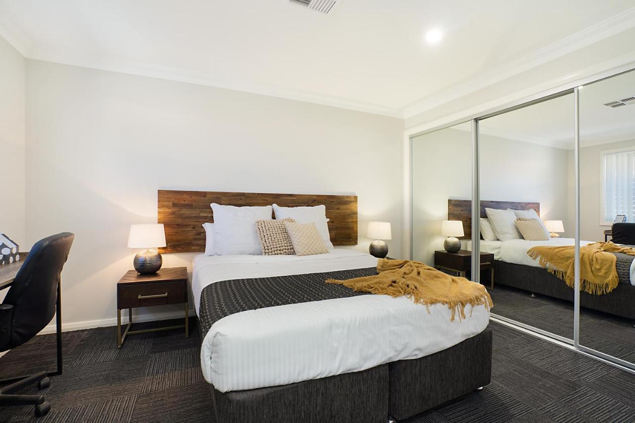 Newcastle Short Stay Accommodation - Birmingham Garden Townhouses Εξωτερικό φωτογραφία